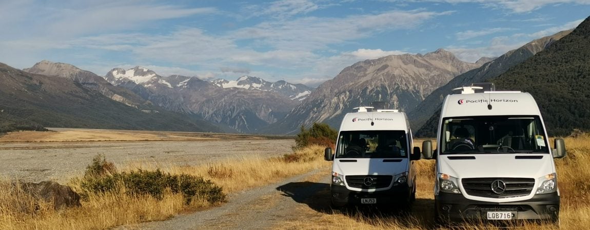 Pacific Horizon - 2 motorhomes